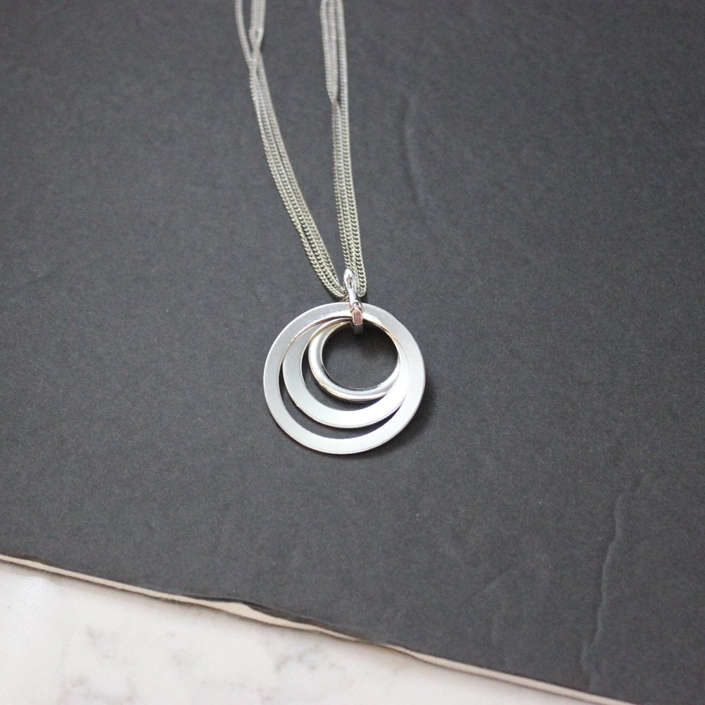Premier Designs Three Circle Multichain Necklace … - image 4